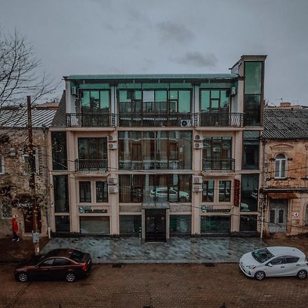 Discovery Hotel Kutaisi Esterno foto